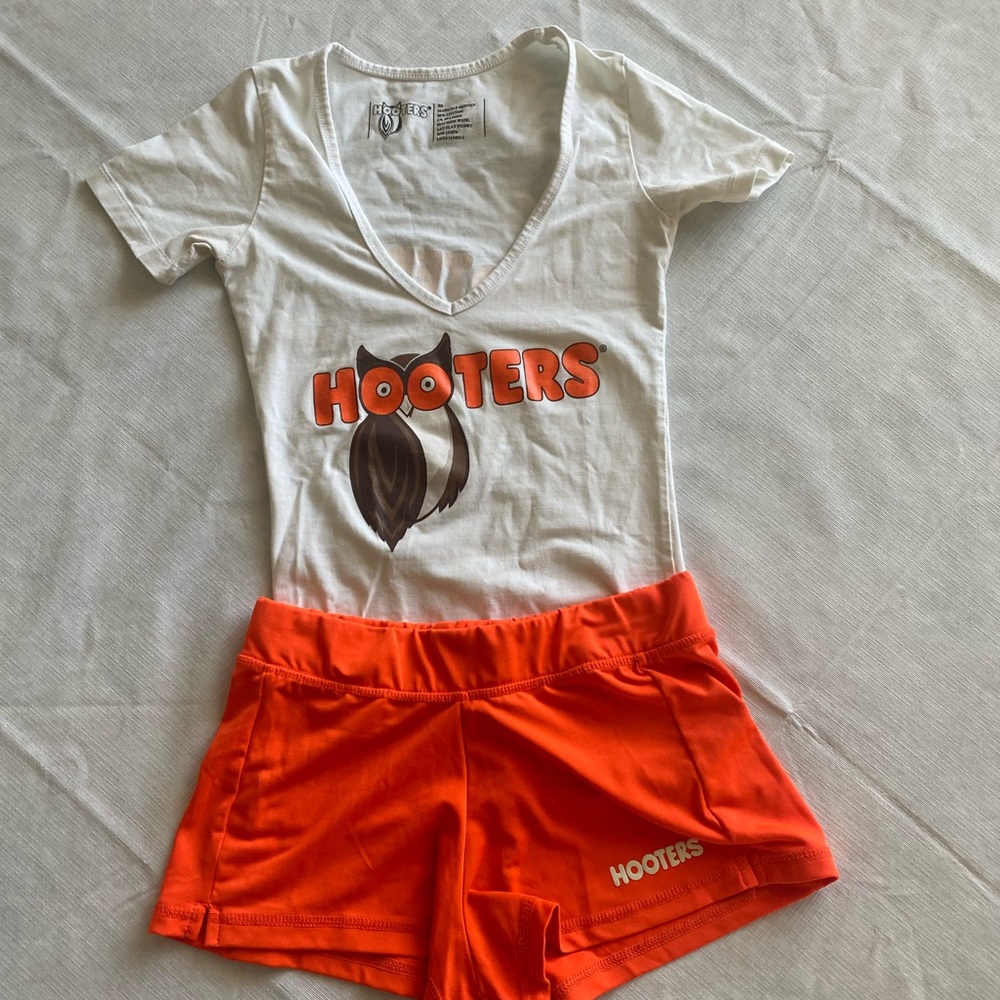 HOOTERS UNIFORM SET XS